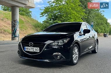 Седан Mazda 3 2015 в Одессе