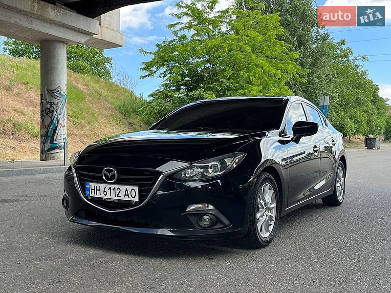 Седан Mazda 3 2015 в Одессе