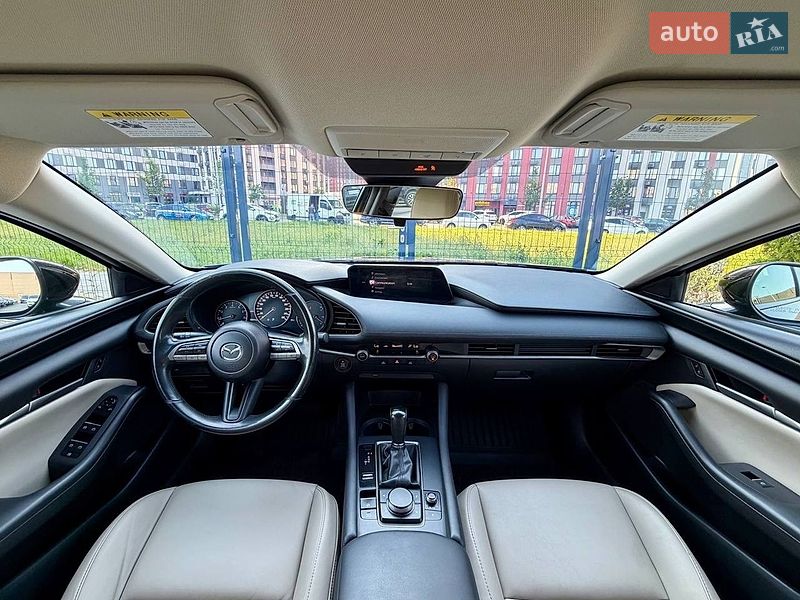 Седан Mazda 3 2019 в Києві
