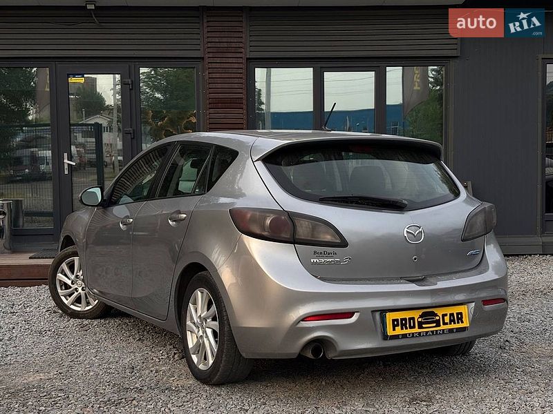 Хэтчбек Mazda 3 2012 в Львове