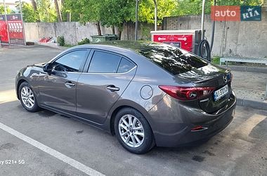 Седан Mazda 3 2014 в Киеве