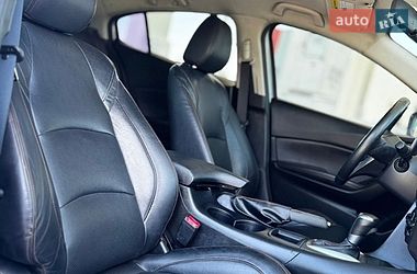 Седан Mazda 3 2013 в Николаеве