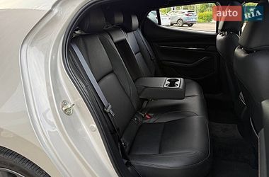 Хэтчбек Mazda 3 2024 в Киеве