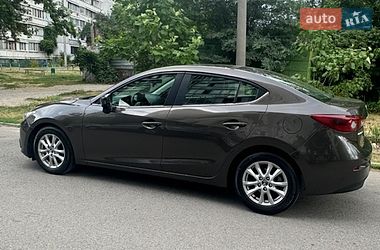 Седан Mazda 3 2015 в Харкові