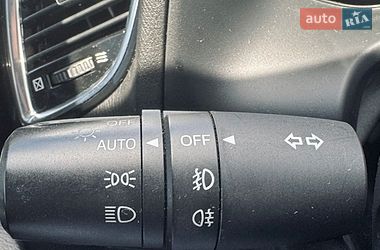 Седан Mazda 3 2015 в Києві
