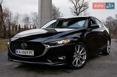 Седан Mazda 3 2020 в Киеве