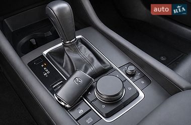 Седан Mazda 3 2020 в Киеве