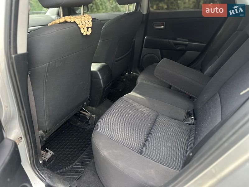 Хетчбек Mazda 3 2005 в Києві