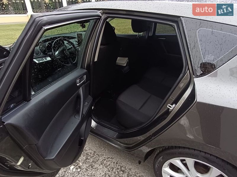 Хэтчбек Mazda 3 2009 в Харькове