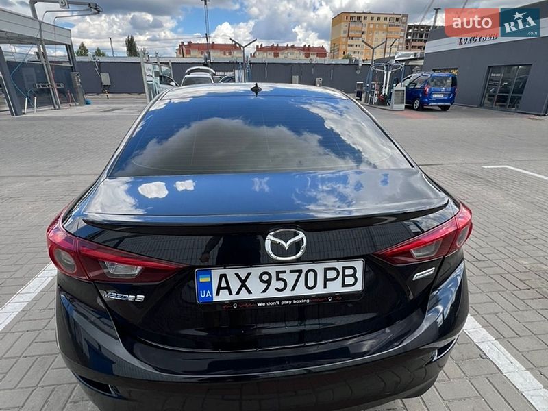 Седан Mazda 3 2017 в Петропавлівській Борщагівці