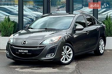 Седан Mazda 3 2011 в Кременчуге