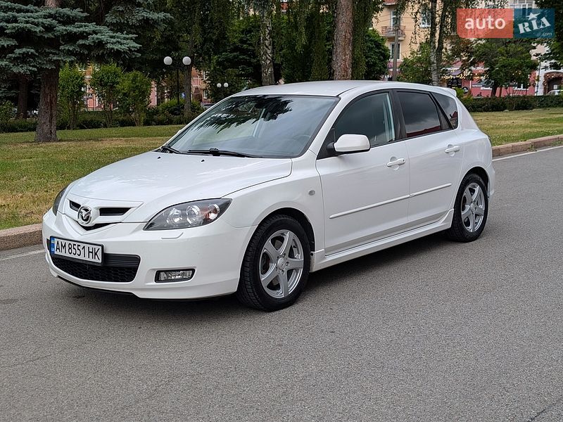 Хэтчбек Mazda 3 2008 в Чернигове