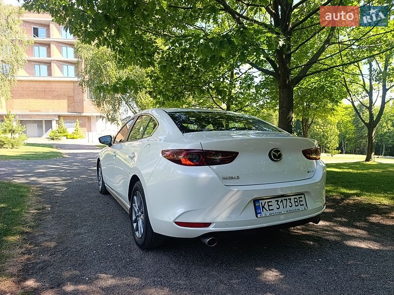 Седан Mazda 3 2020 в Хмельницком