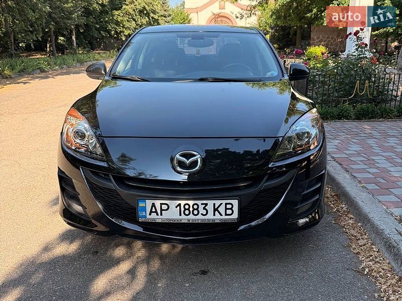Седан Mazda 3 2011 в Запорожье