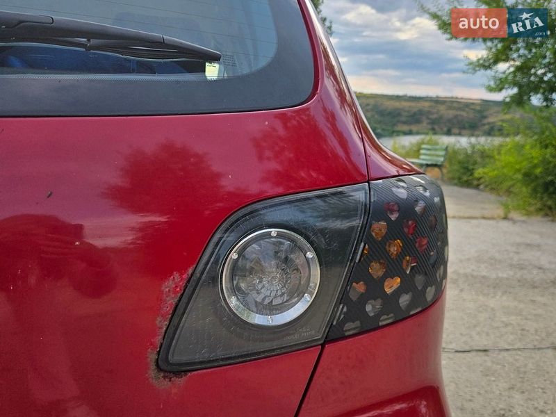 Хэтчбек Mazda 3 2005 в Южноукраинске