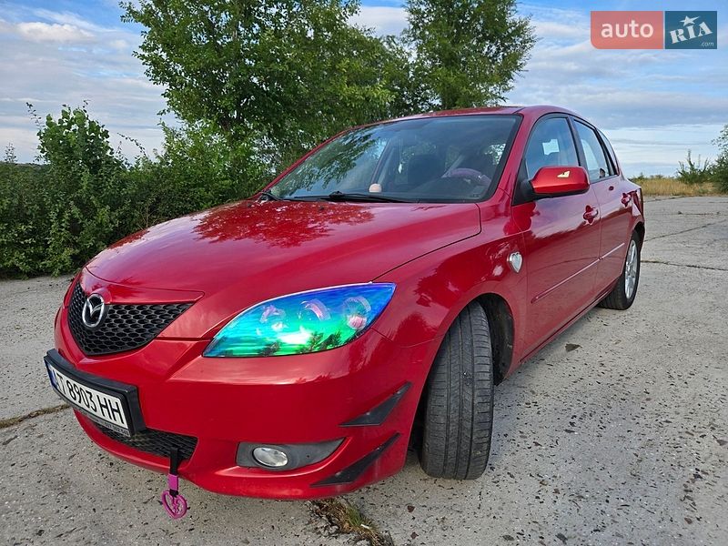 Хэтчбек Mazda 3 2005 в Южноукраинске