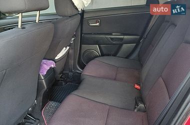 Хэтчбек Mazda 3 2005 в Южноукраинске