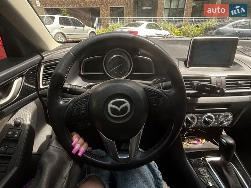 Седан Mazda 3 2014 в Киеве
