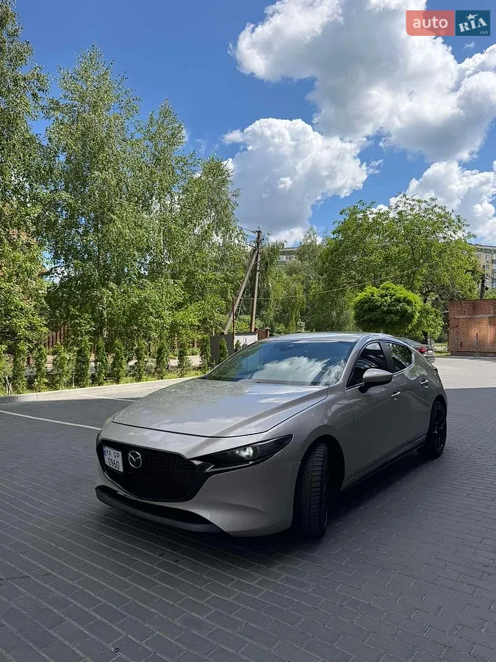 2020 Toyota Camry - мініатюра 11