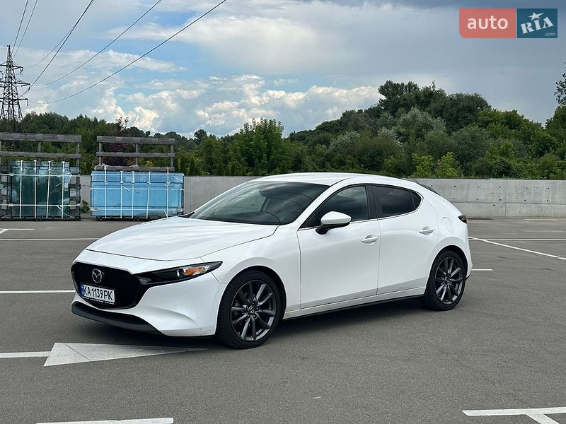 Mazda 3 2019