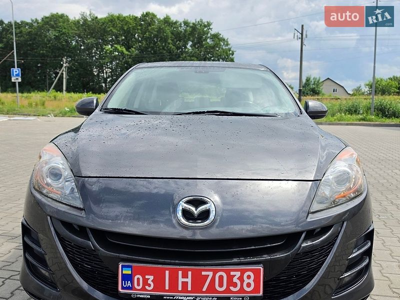 Хэтчбек Mazda 3 2009 в Луцке