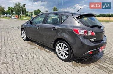 Хэтчбек Mazda 3 2009 в Луцке