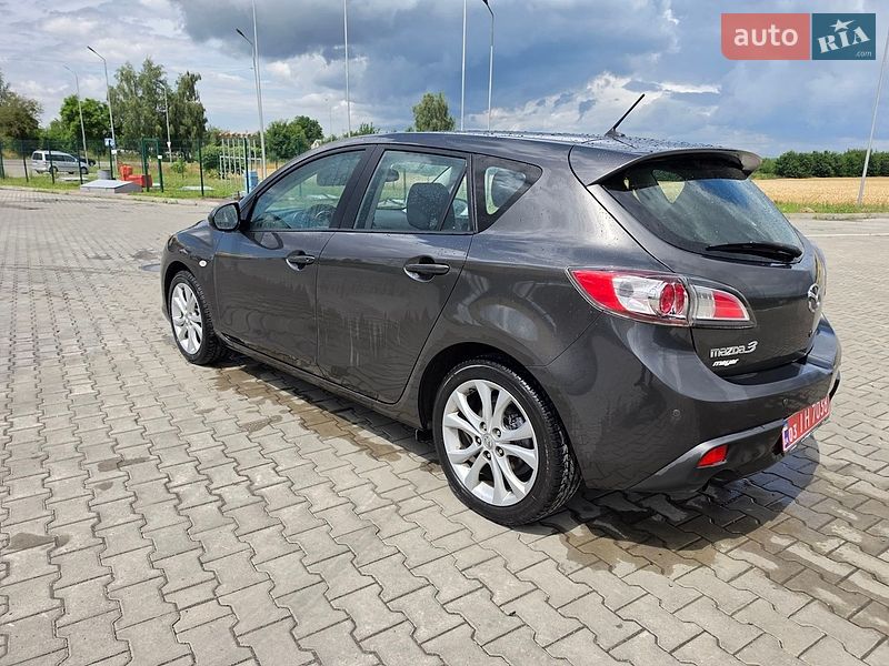 Хэтчбек Mazda 3 2009 в Луцке