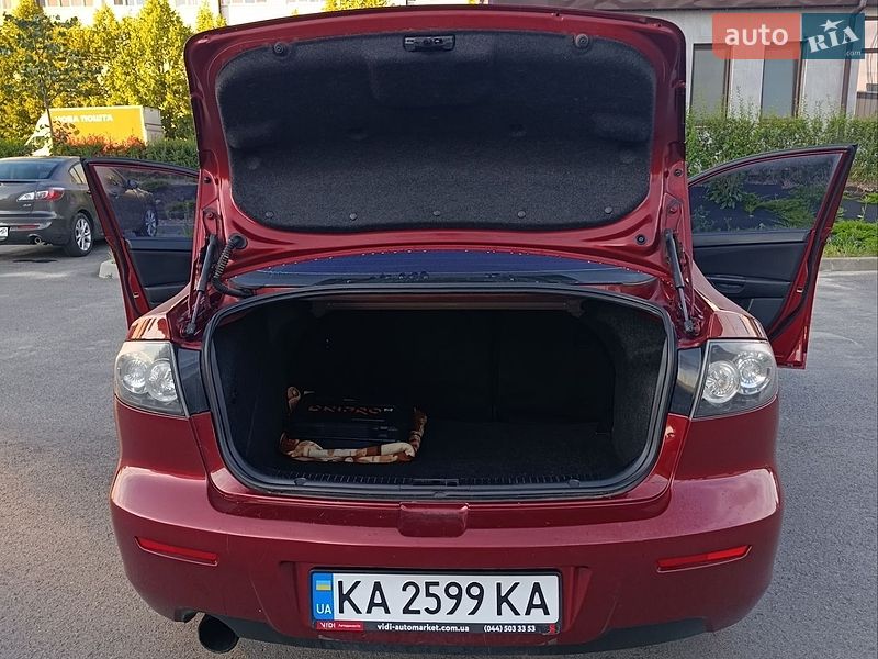 Седан Mazda 3 2008 в Киеве