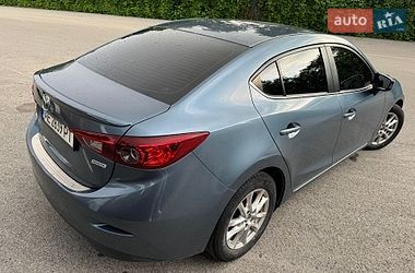 Седан Mazda 3 2015 в Днепре
