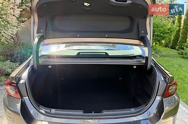 Седан Mazda 3 2019 в Львове
