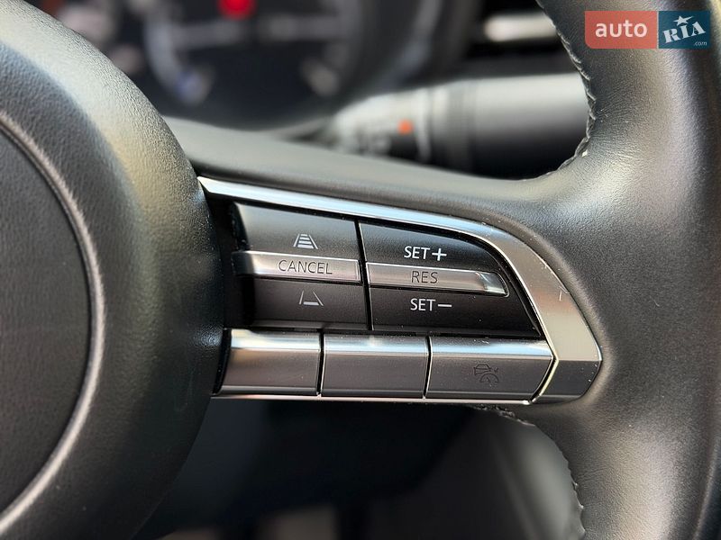Седан Mazda 3 2019 в Львове