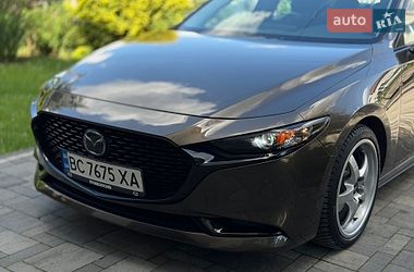 Седан Mazda 3 2019 в Львове