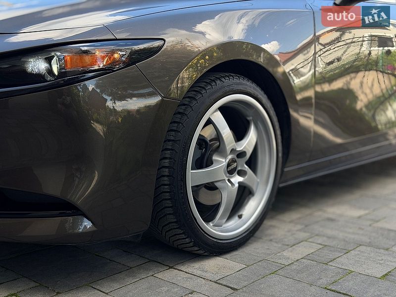 Седан Mazda 3 2019 в Львове