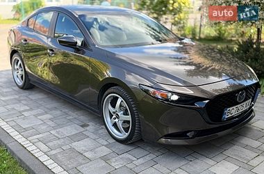 Седан Mazda 3 2019 в Львове