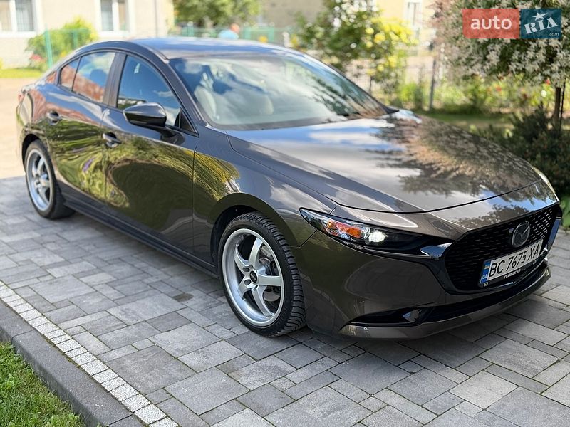 Mazda 3 2019