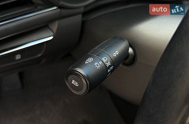 Седан Mazda 3 2019 в Львове