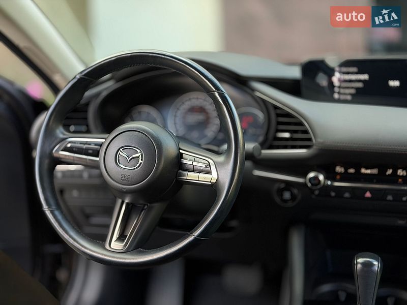 Седан Mazda 3 2019 в Львове