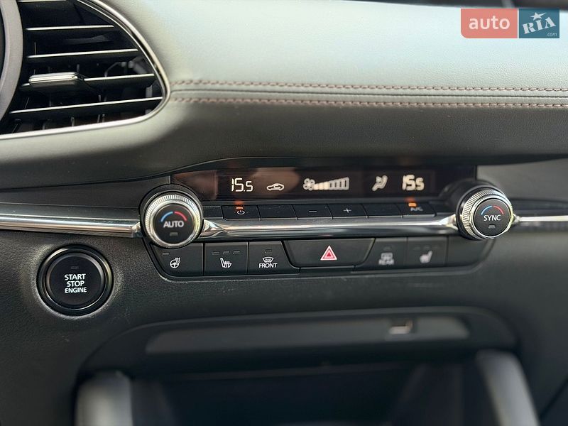 Седан Mazda 3 2019 в Львове