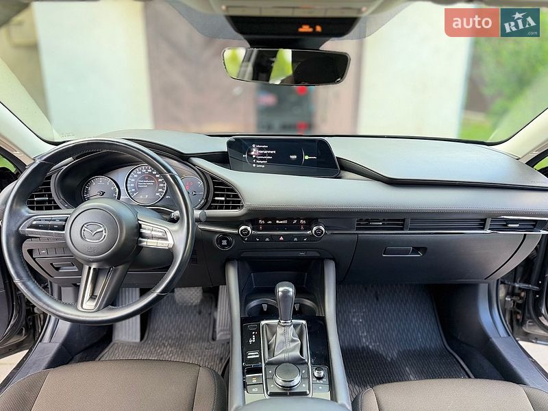 Седан Mazda 3 2019 в Львове