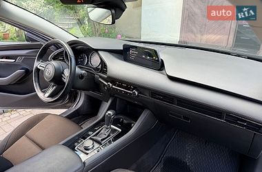 Седан Mazda 3 2019 в Львове