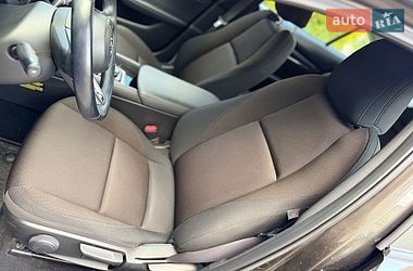 Седан Mazda 3 2019 в Львове
