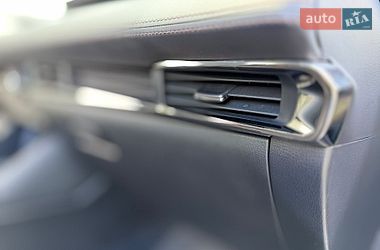 Седан Mazda 3 2019 в Львове