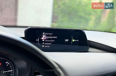 Седан Mazda 3 2019 в Львове