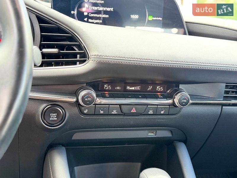 Седан Mazda 3 2019 в Львове