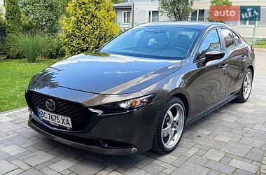 Седан Mazda 3 2019 в Львове
