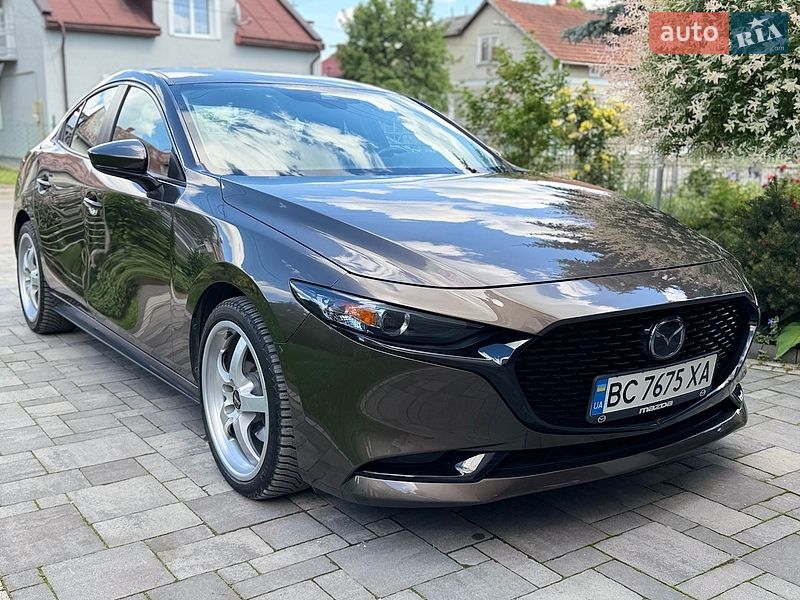 Седан Mazda 3 2019 в Львове