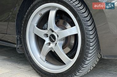 Седан Mazda 3 2019 в Львове