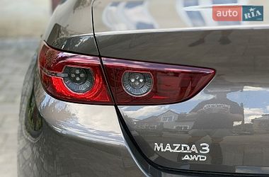 Седан Mazda 3 2019 в Львове