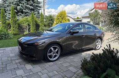 Седан Mazda 3 2019 в Львове