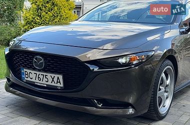 Седан Mazda 3 2019 в Львове